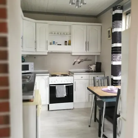 Donhaug Gard Bed & Breakfast 4*