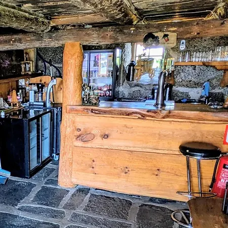 Donhaug Gard Bed & Breakfast 4*