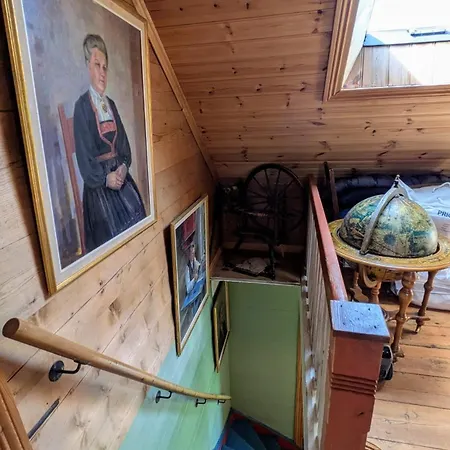 Bed & Breakfast Donhaug Gard