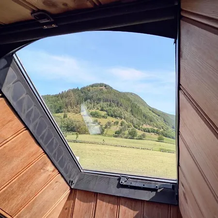 Donhaug Gjestegard Bed & Breakfast