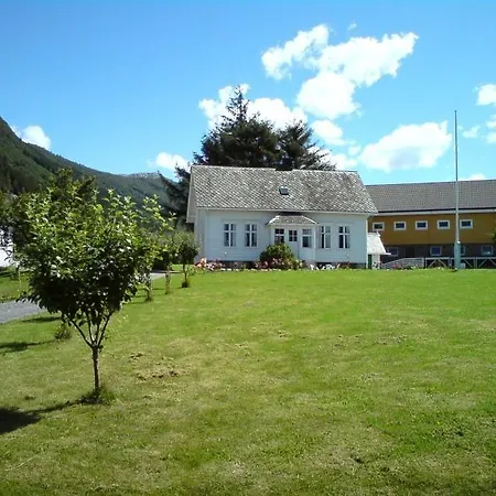 住宿加早餐酒店 Donhaug Gard Uskedalen
