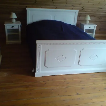 Donhaug Gjestegard Bed & Breakfast