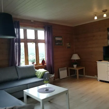 Donhaug Gjestegard Uskedalen