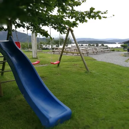 Donhaug Gjestegard Bed & Breakfast Uskedalen