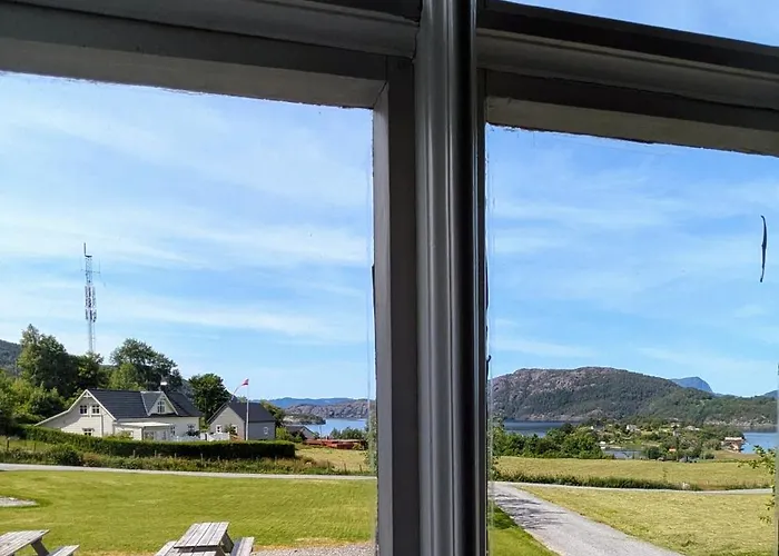 Donhaug Gjestegard 4*