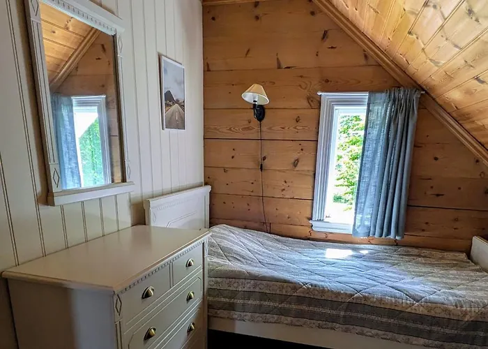 Donhaug Gjestegard 4* Uskedalen