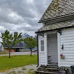 Donhaug Gjestegard 4*