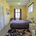 Dønhaug Gjestegard Frühstückspension 4*