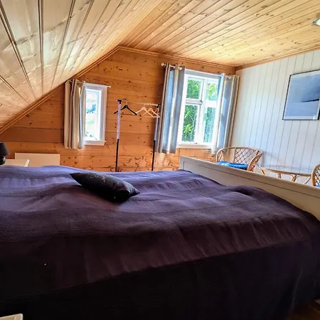 Bed & Breakfast Donhaug Gard 4*