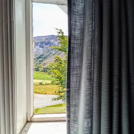 Donhaug Gard Bed & Breakfast Uskedalen