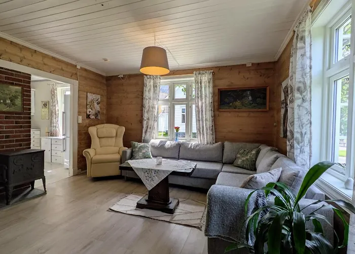 Donhaug Gjestegard 4* Uskedalen