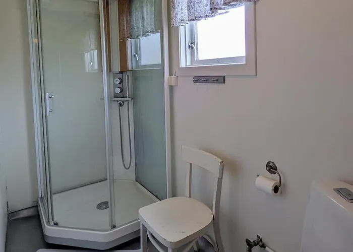 Bed & Breakfast Donhaug Gjestegard 4*